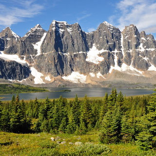 Jasper NP - Tonquin Valley - Ramparts